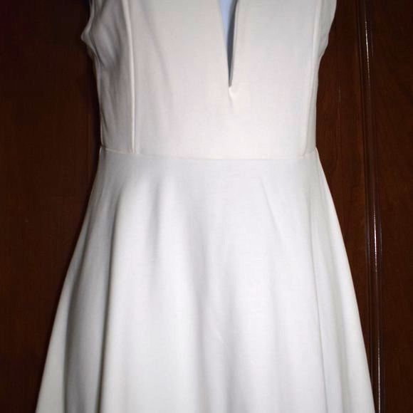 HeartBeeps White Fit & Flare Mini Dress Medium Low Cut Sleeveless Zip Back - Picture 10 of 14